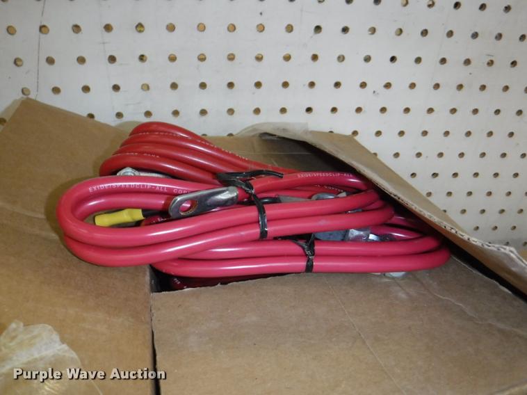 image for item DD0935 Battery center accessories