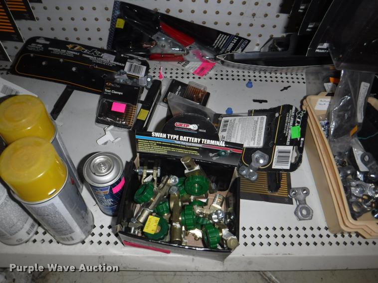 image for item DD0935 Battery center accessories