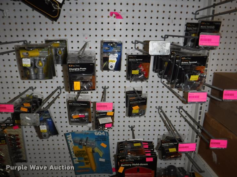 image for item DD0935 Battery center accessories