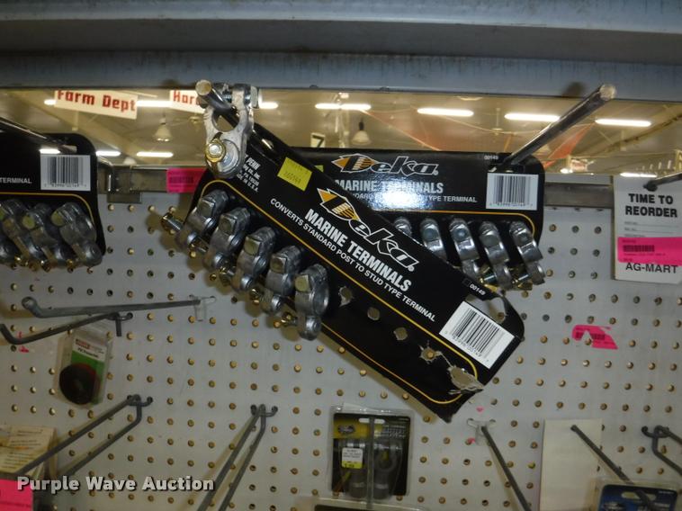 image for item DD0935 Battery center accessories