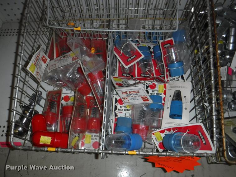 image for item DD0935 Battery center accessories