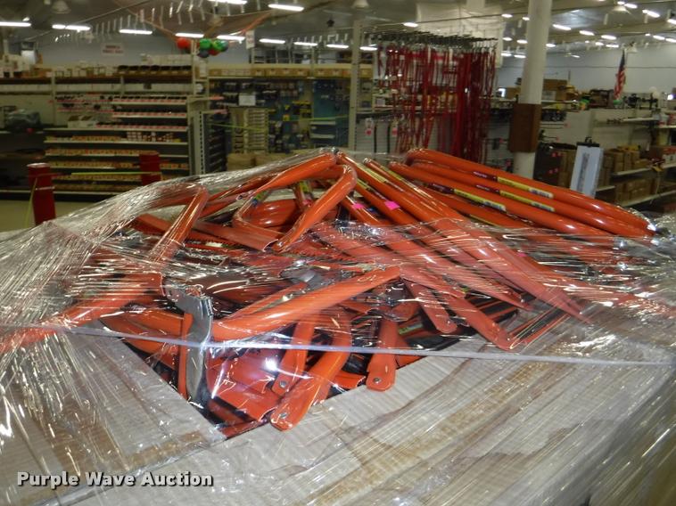 image for item DD0936 Approximately 820 Great Neck bow saws