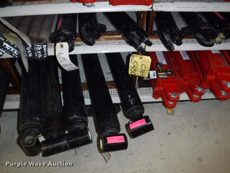 image for item DD0938 Hydraulic cylinder hardware