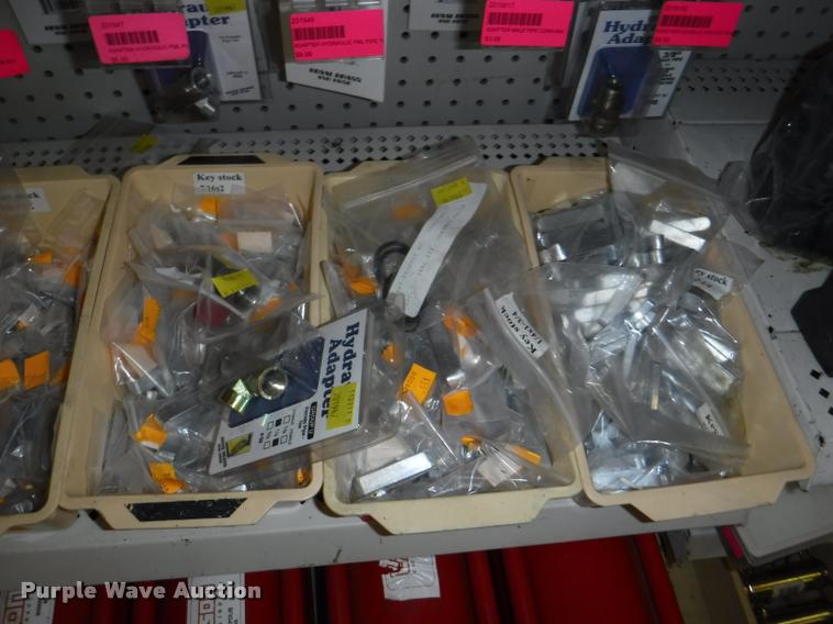 image for item DD0938 Hydraulic cylinder hardware