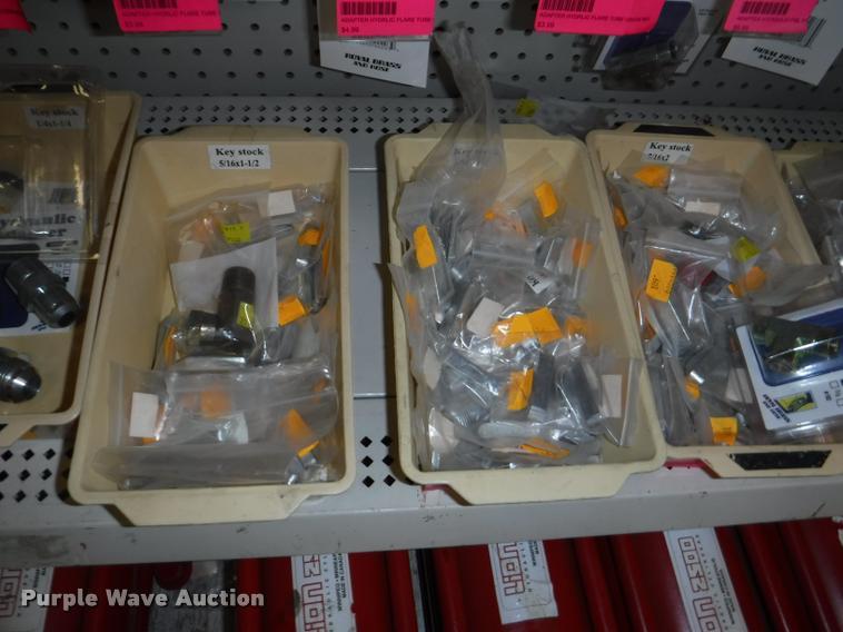 image for item DD0938 Hydraulic cylinder hardware