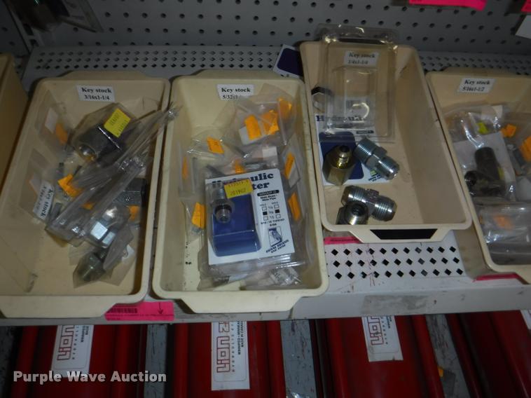 image for item DD0938 Hydraulic cylinder hardware