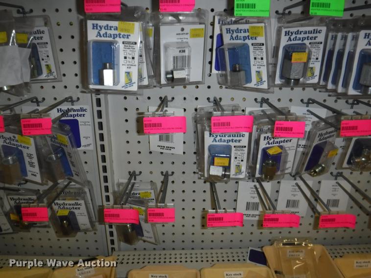 image for item DD0938 Hydraulic cylinder hardware