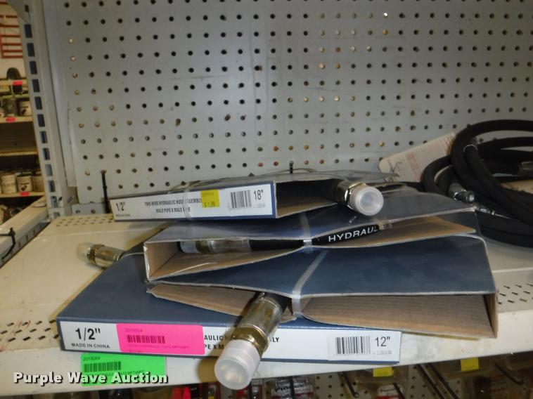 image for item DD0938 Hydraulic cylinder hardware