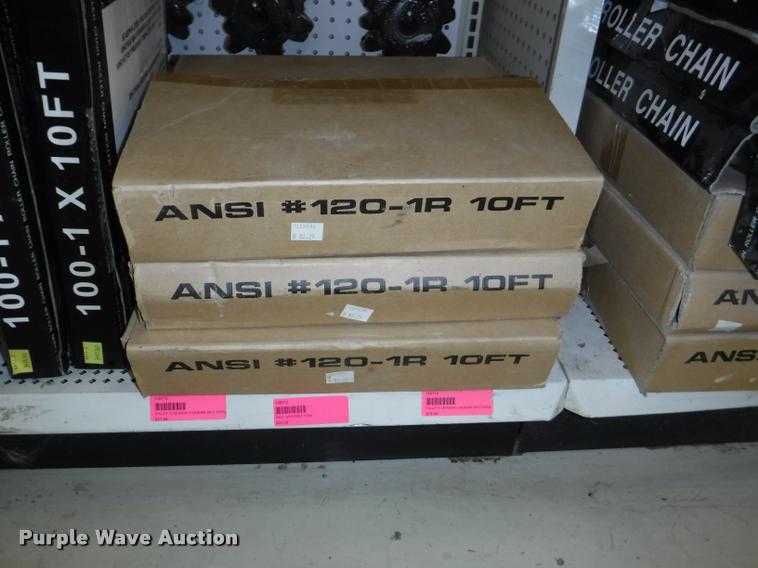 image for item DD0939 Hydraulic cylinder and roller chain hardware