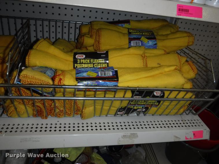 image for item DD0962 Automotive supplies