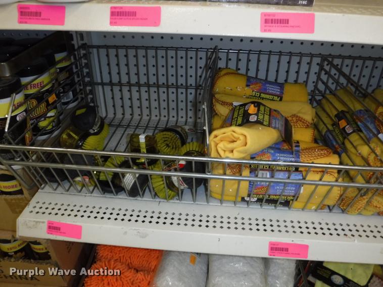 image for item DD0962 Automotive supplies