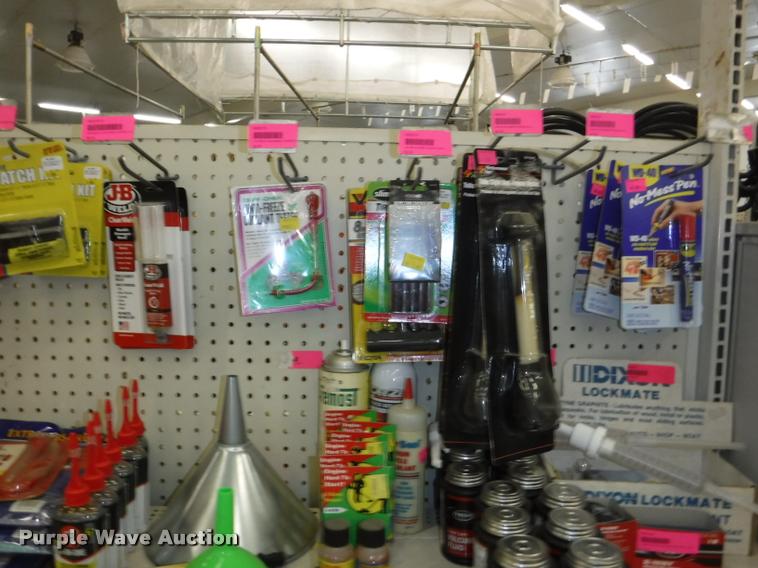 image for item DD0962 Automotive supplies