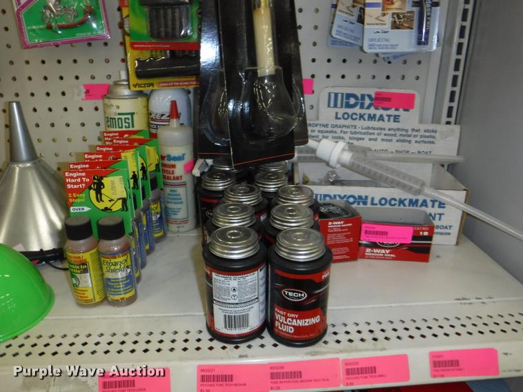 image for item DD0962 Automotive supplies