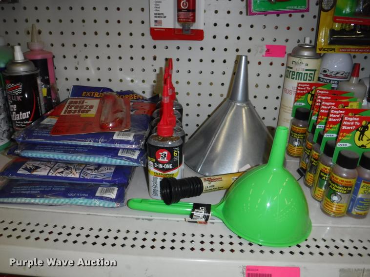 image for item DD0962 Automotive supplies