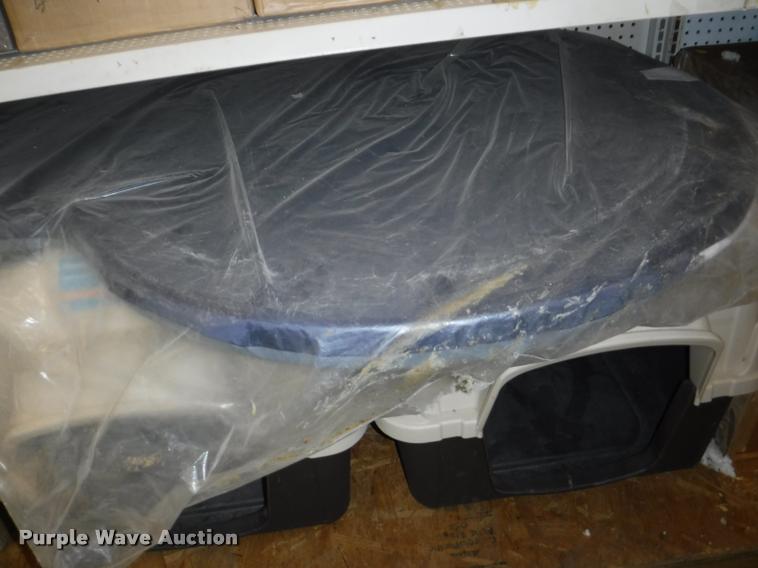 image for item DD0967 Livestock equipment