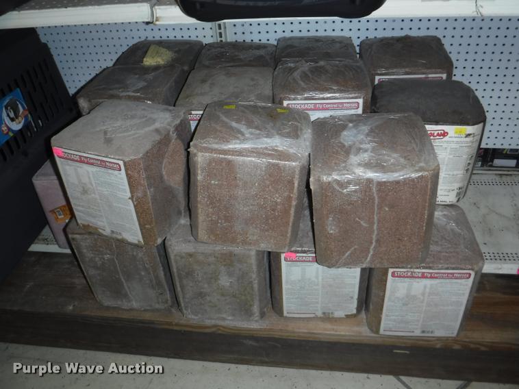 image for item DD0967 Livestock equipment