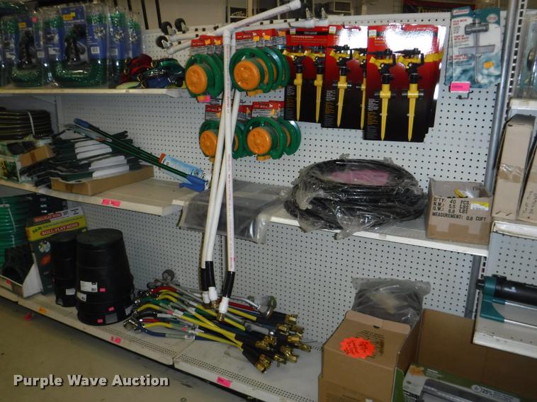 image for item DD0980 Lawn and garden accessories