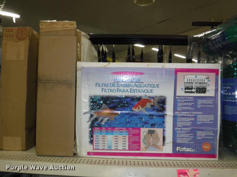 image for item DD0980 Lawn and garden accessories