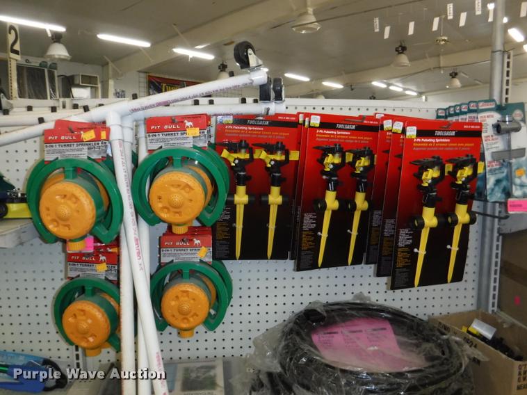 image for item DD0980 Lawn and garden accessories