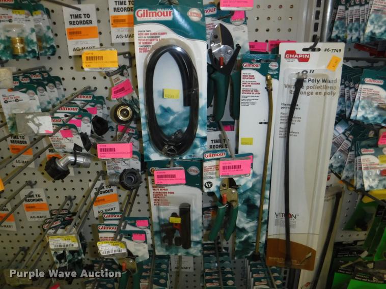 image for item DD0980 Lawn and garden accessories