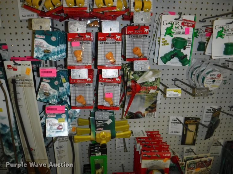 image for item DD0980 Lawn and garden accessories