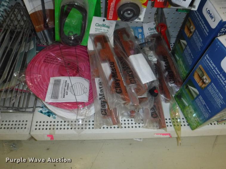 image for item DD0980 Lawn and garden accessories