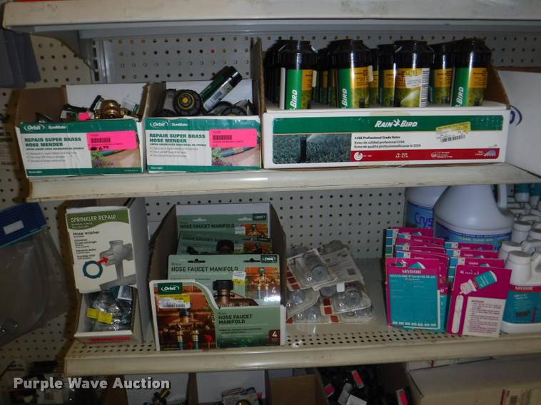 image for item DD0980 Lawn and garden accessories