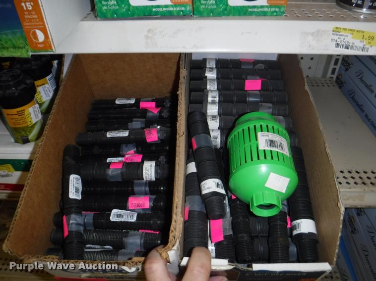 image for item DD0980 Lawn and garden accessories