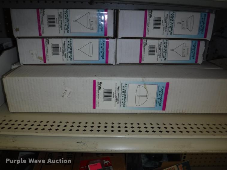 image for item DD0980 Lawn and garden accessories