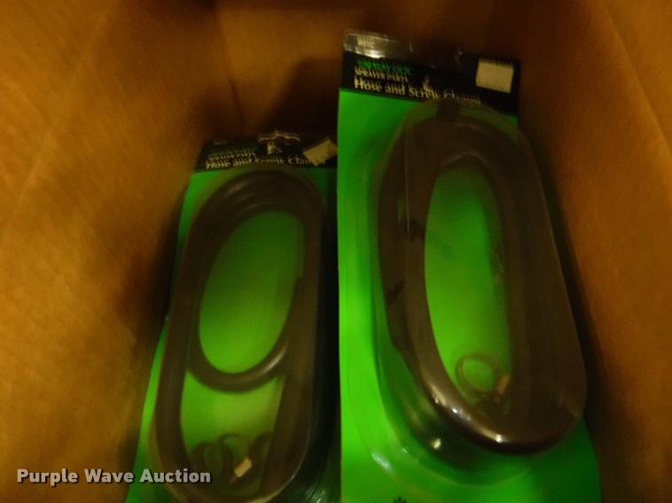 image for item DD0980 Lawn and garden accessories