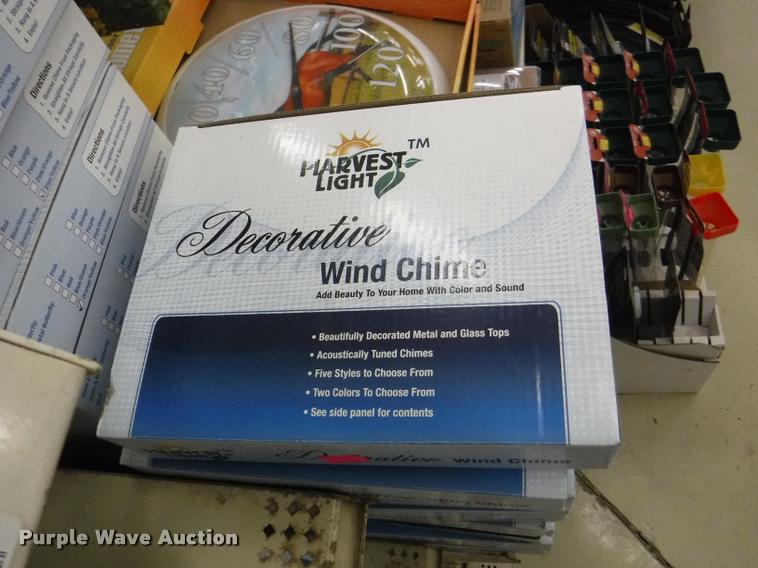 image for item DD0980 Lawn and garden accessories