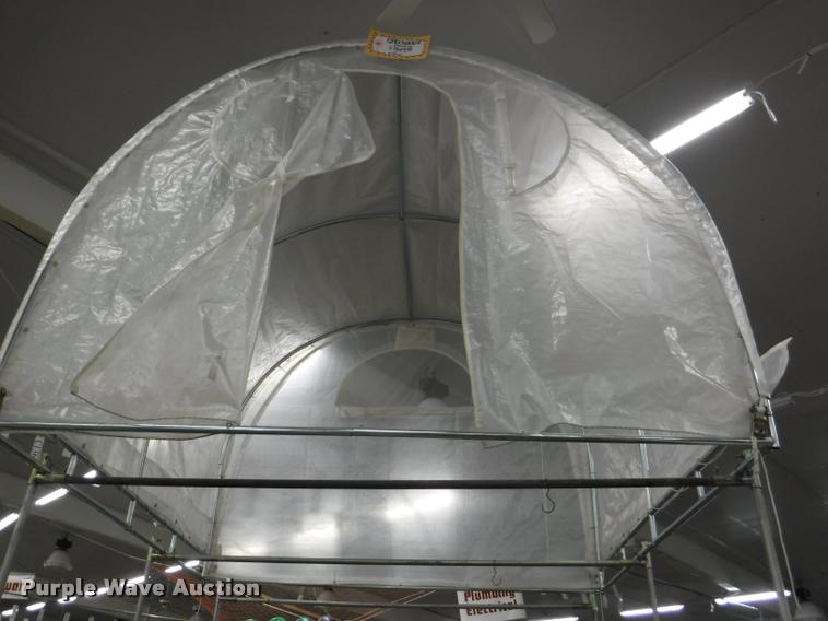 image for item DD0980 Lawn and garden accessories