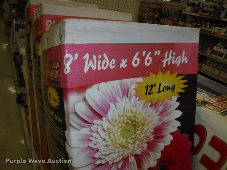 image for item DD0980 Lawn and garden accessories