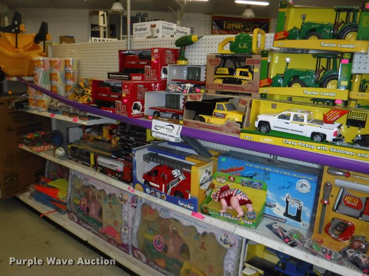 image for item DD0989 Children's toys and books