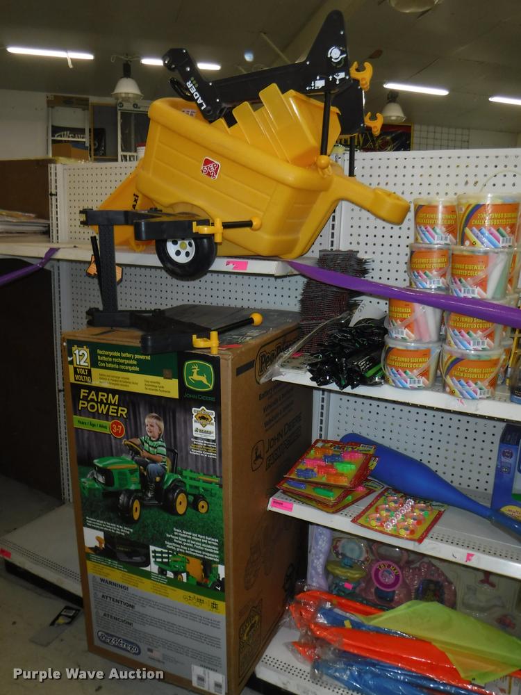 image for item DD0989 Children's toys and books