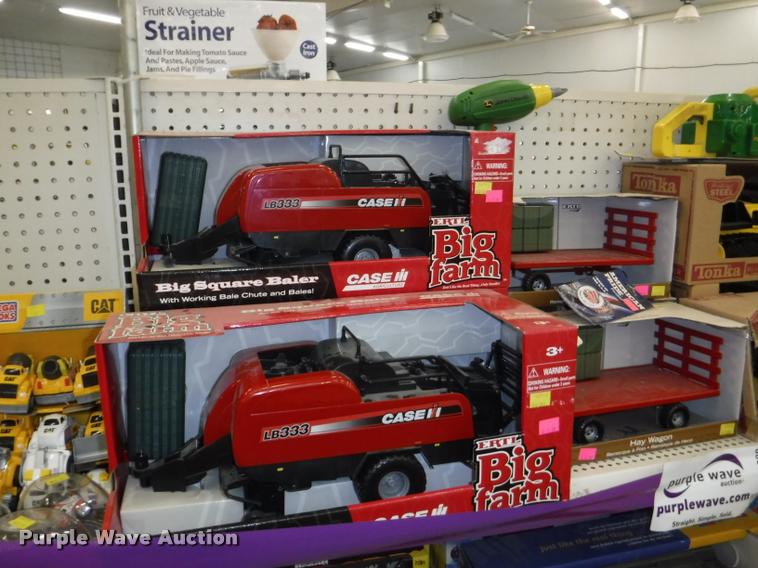 image for item DD0989 Children's toys and books