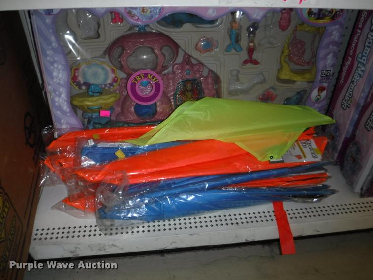 image for item DD0989 Children's toys and books