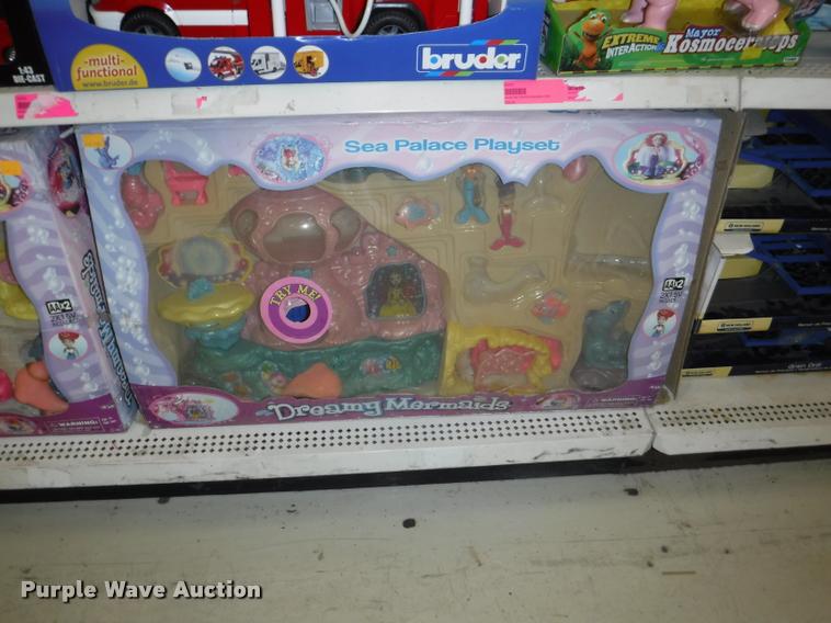 image for item DD0989 Children's toys and books