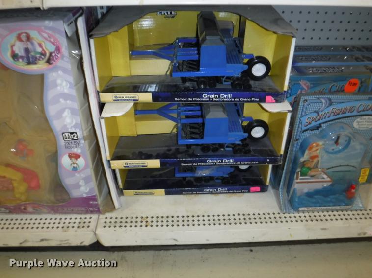 image for item DD0989 Children's toys and books