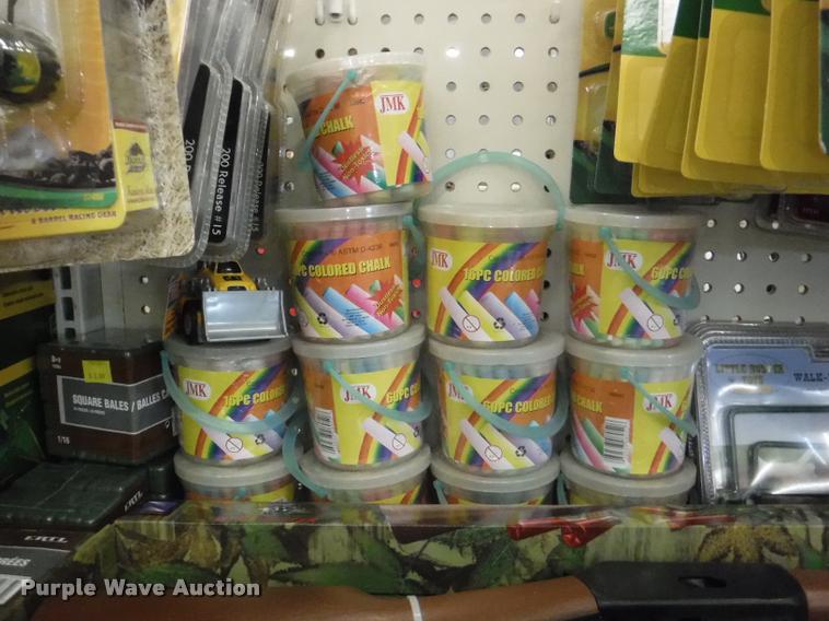 image for item DD0989 Children's toys and books