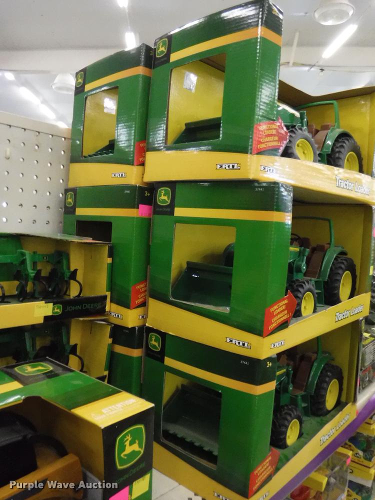 image for item DD0989 Children's toys and books