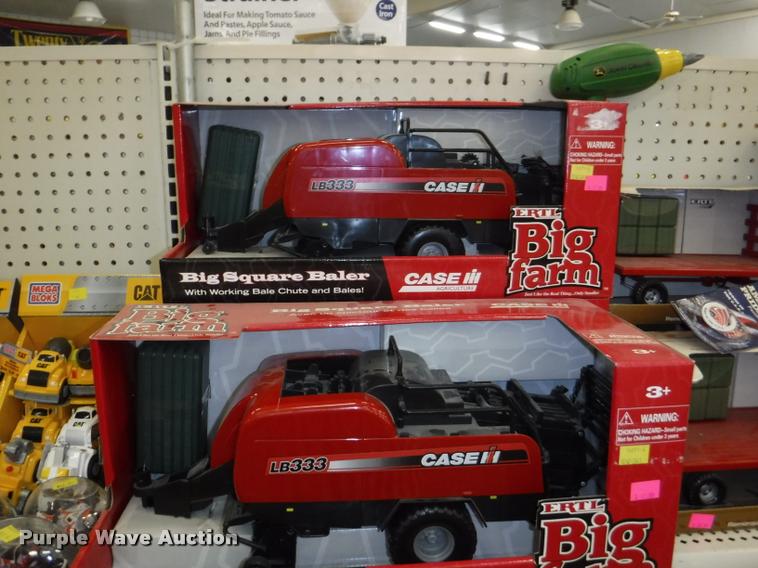 image for item DD0989 Children's toys and books