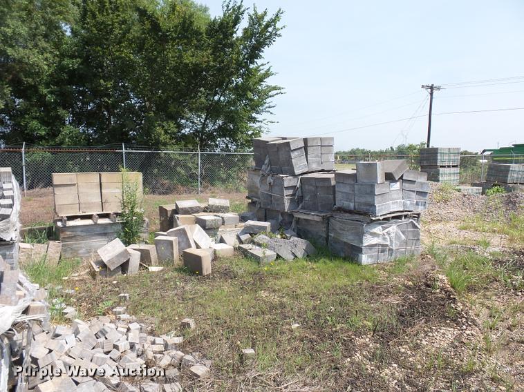 image for item DD1719 Approximately 60 pallets of landscape blocks