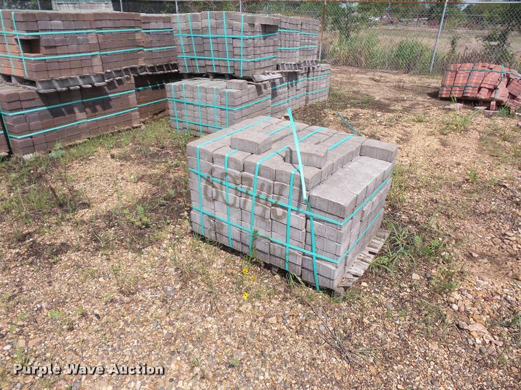 image for item DD1720 Approximately 35 pallets of landscape blocks