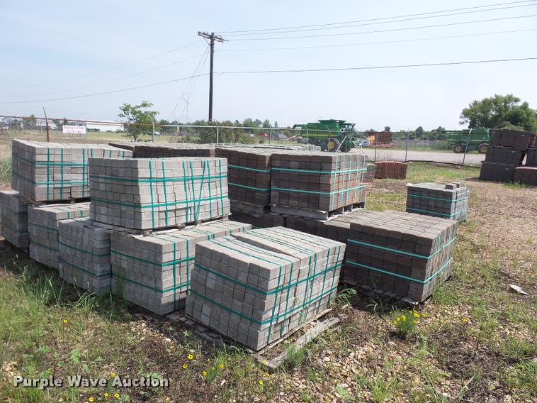 image for item DD1720 Approximately 35 pallets of landscape blocks