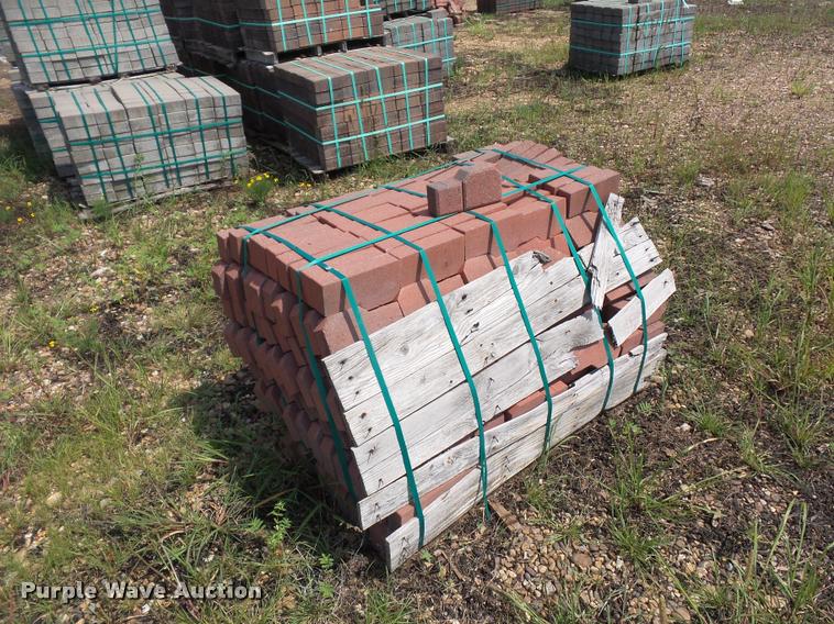 image for item DD1720 Approximately 35 pallets of landscape blocks