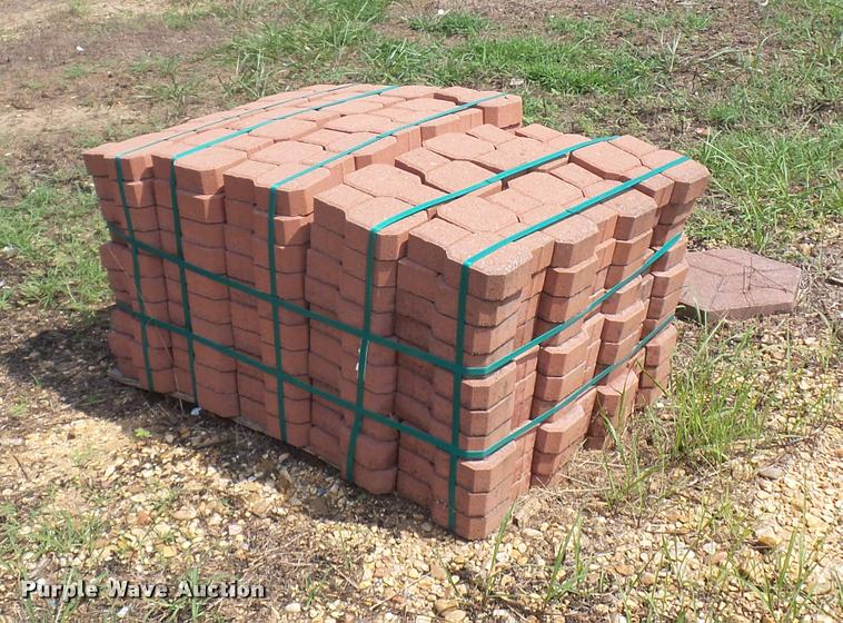 image for item DD1721 Approximately 80 pallets of landscape blocks