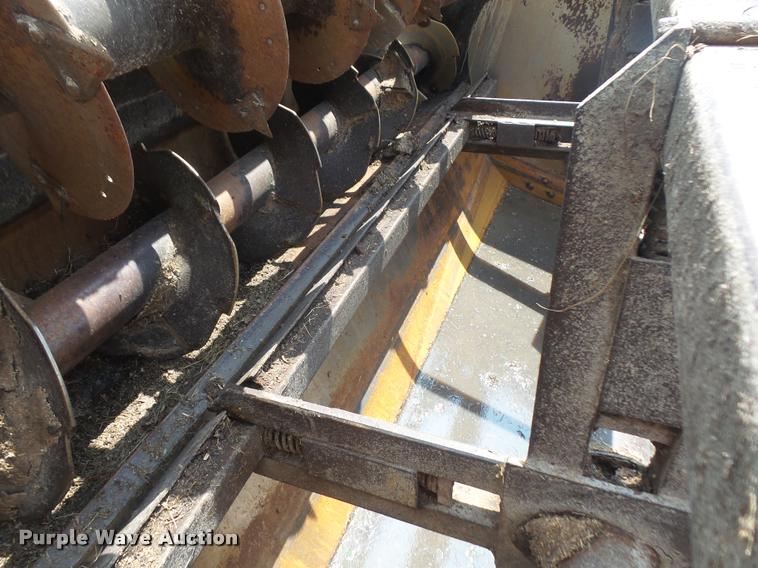 image for item DA1657 Knight 3025 Reel Auggie TMR mixer wagon