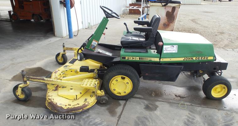 image for item DA1926 1995 John Deere F935 lawn mower
