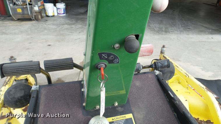 image for item DA1926 1995 John Deere F935 lawn mower